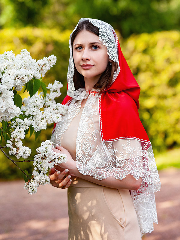 Красный платок с капюшоном "Каролина" фото 5