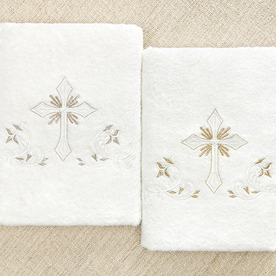 Махровое полотенце для крещения "Крестик с орнаментом" - миниатюра фотографии товара в каталоге ЛиноБамбино