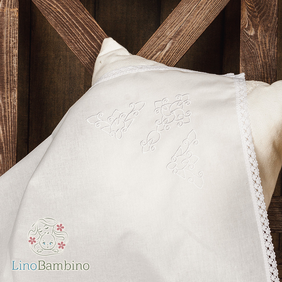 Фото товара "Пеленка для крещения с белой вышивкой" при наведении