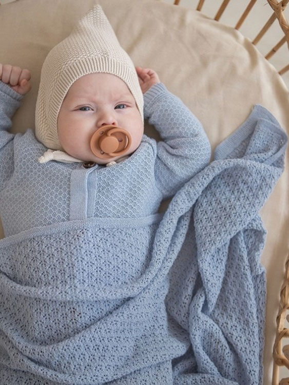 Ажурная пеленка-плед небесный фото 3