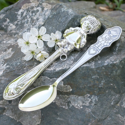 Серебряная ложка и погремушка "Девочка"