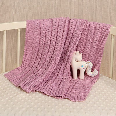 Детский плед "Косички" темная пудра - миниатюра фотографии товара в каталоге ЛиноБамбино