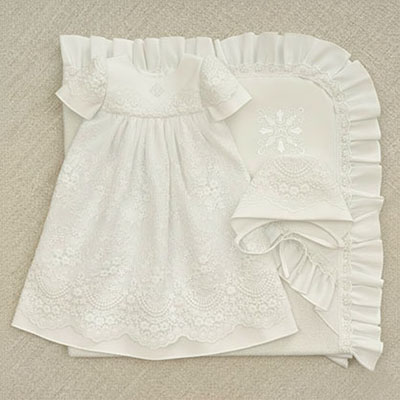 Крестильный комплект "Молочный жемчуг" для девочки с крыжмой - миниатюра фотографии товара в каталоге ЛиноБамбино