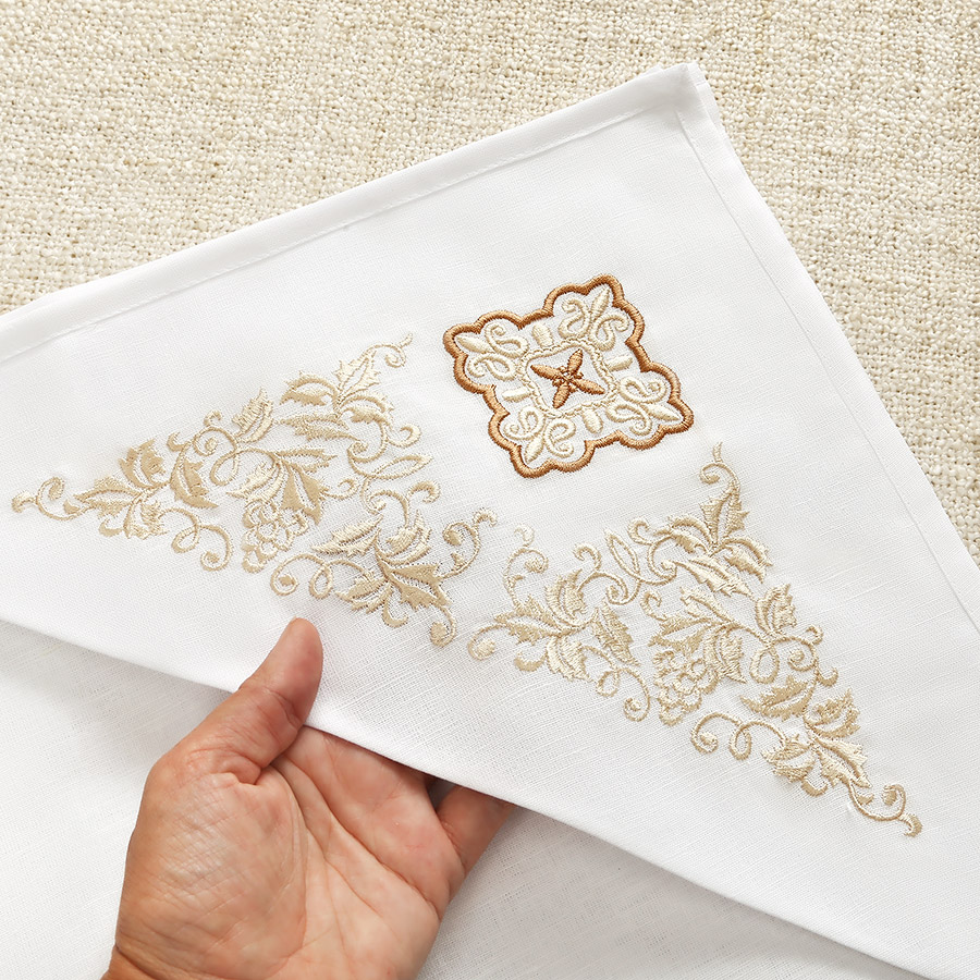 Крестильный комплект "Михаил" для мальчика с пеленкой-крыжмой фото 12