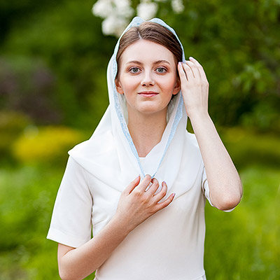 Фото товара "Снуд-хомут "Юлиана" с голубым кружевом" из магазина ЛиноБамбино