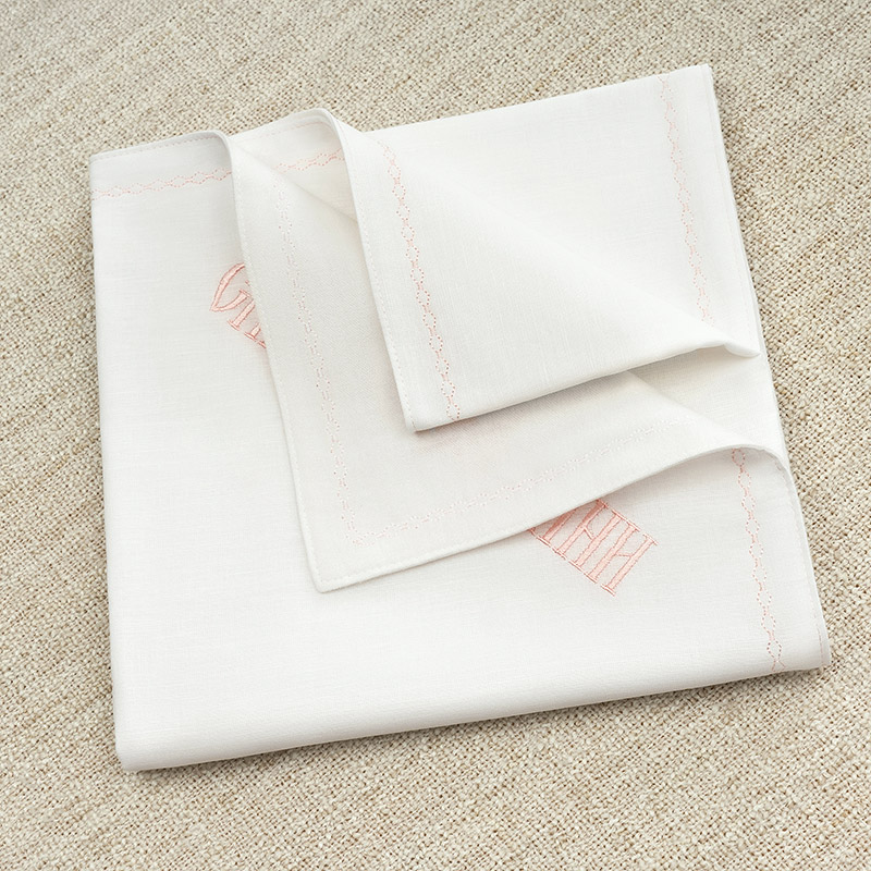 Крестильный комплект "Розовая лоза" для девочки с крыжмой фото 5