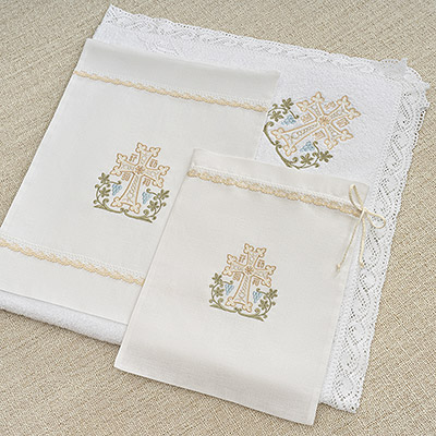 Фото товара "Мешочек для крестильных принадлежностей "Армянский крест"" при наведении