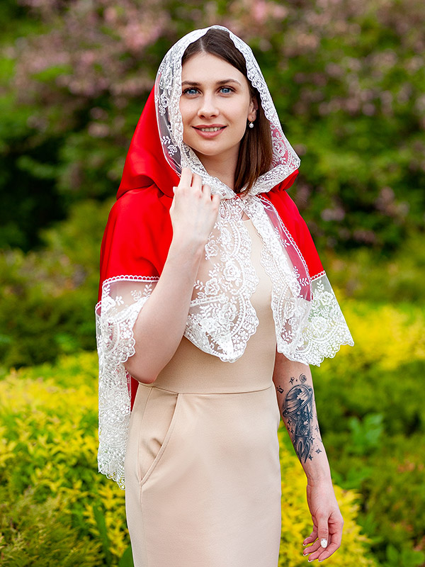 Красный платок с капюшоном "Каролина" фото 2