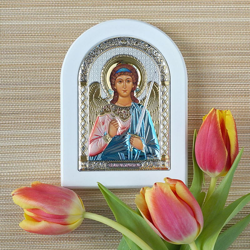 Икона белое дерево "Ангел-хранитель" цветная фото 4