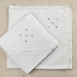 Кружевное крестильное полотенце кудрявый крест