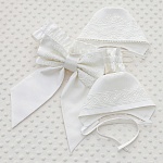 Комплект на выписку "Конфетти" молочный