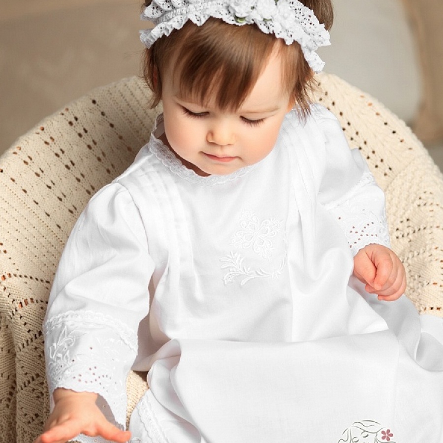 Фото товара "Крестильный комплект "Елена" для девочки с пеленкой" при наведении