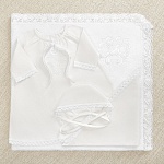 Крестильный набор для девочки "Людмила" с полотенцем