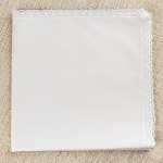 Пеленка с кружевной оторочкой