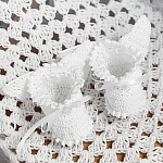 Вязаные детские пинетки "Крылышки"