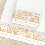 Махровое полотенце для крещения с золотым бордюром