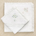 Кружевное полотенце для крещения "Крестик с листочками"