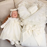 Комплект на выписку девочки "Люрекс" молочный